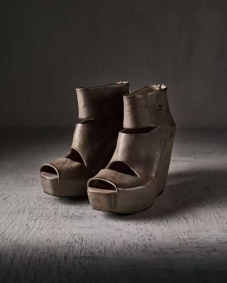 Women'S Fashion Leather Boots - รองเท้าบูทส้นเตารีดหนังสีเทาสไตล์วินเทจสำหรับผู้หญิง รุ่นใหม่ประจำฤดูร้อน ดีไซน์เปิดนิ้วเท้า ซิปหลัง สไตล์กอธิค