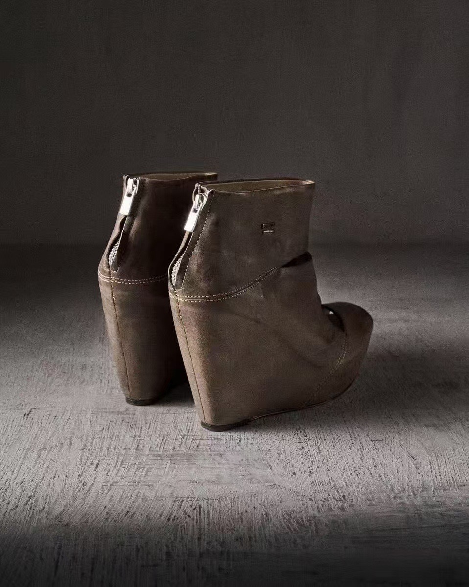 รองเท้าบูทส้นเตารีดหนังสีเทาสไ - Women'S Fashion Leather Boots บทวิจารณ์และราคา
