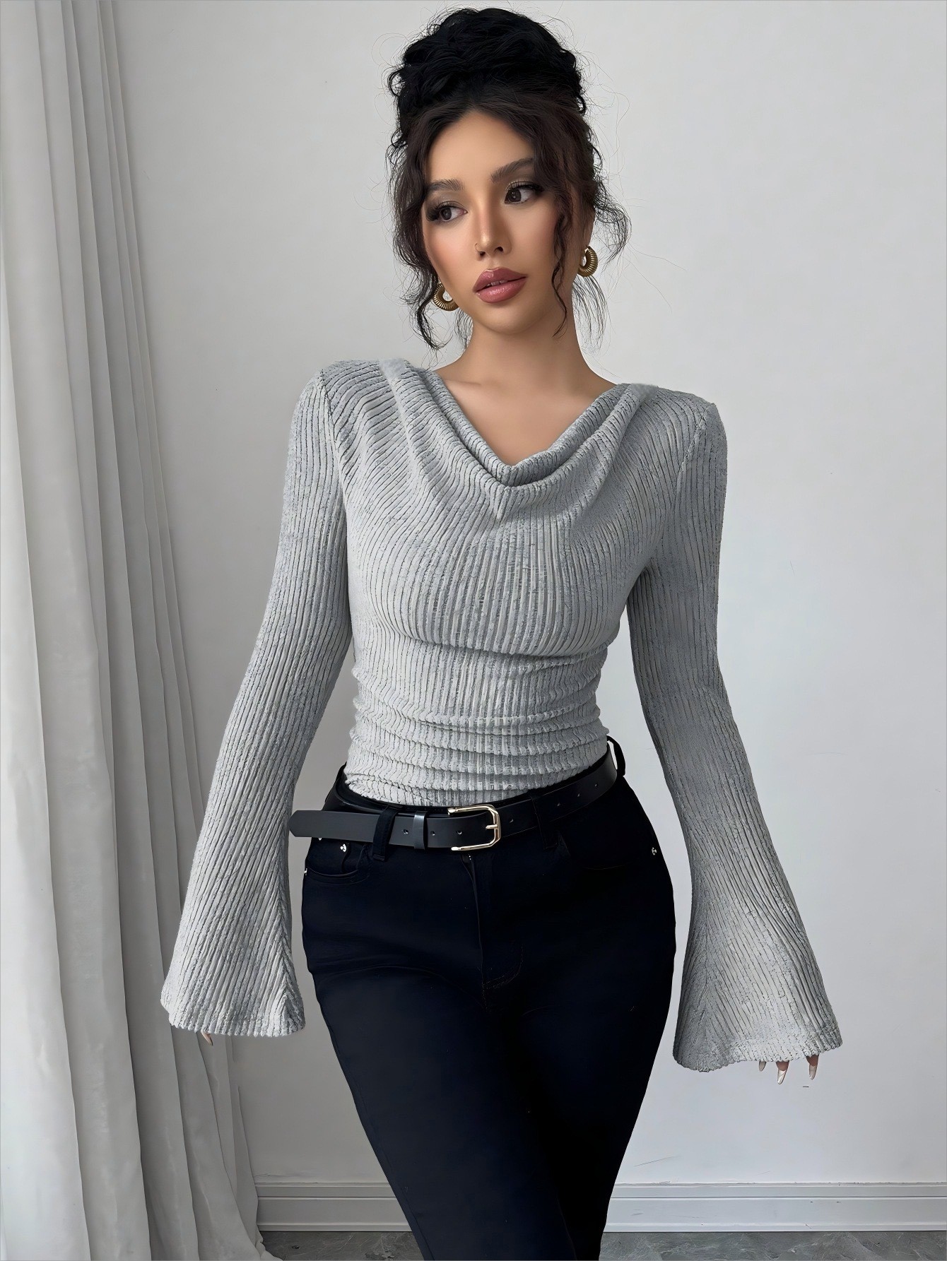 เสื้อผู้หญิงแบบเปิดไหล่ คอวัว  - Women Fashion Blouse บทวิจารณ์และราคา